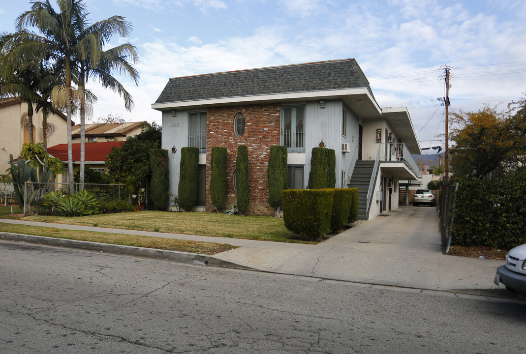 405 W Elk Ave in Glendale, CA - Foto de edificio