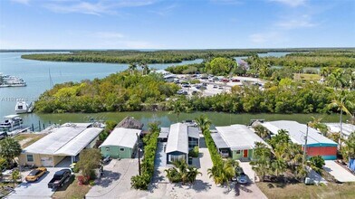 648 E Palm Ave in Marco Island, FL - Building Photo - Building Photo