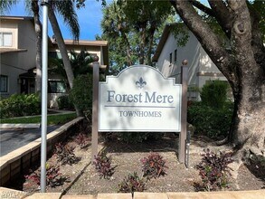 26586 Southern Pines Dr in Bonita Springs, FL - Foto de edificio - Building Photo