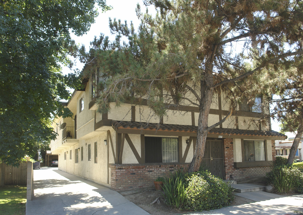 317 N Garfield Ave in Alhambra, CA - Building Photo