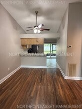 915 Burlwood St in Brandon, FL - Building Photo - Building Photo