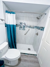 2370 Leon Ave in Sarasota, FL - Building Photo - Building Photo