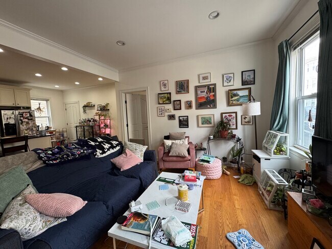 20 Armstrong St, Unit 1