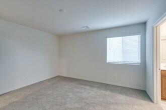 301 Rain Quail Wy in Henderson, NV - Building Photo - Building Photo