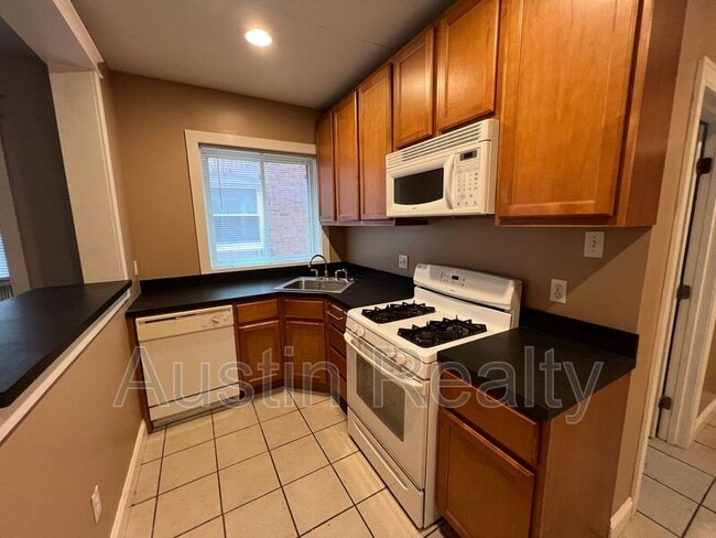2011 Maury Ave in St. Louis, MO - Building Photo - Building Photo