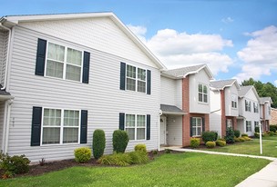 West Walnut Street Apartments