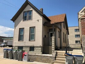 2020 W Clybourn St, Unit Lower123