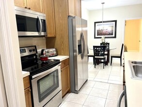 11943 Sturbridge Ln in Wellington, FL - Foto de edificio - Building Photo