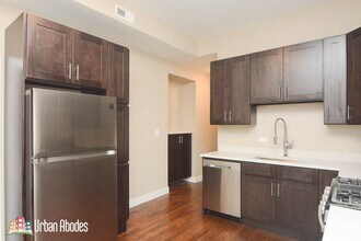 2637 W Potomac Ave, Unit J03P in Chicago, IL - Building Photo - Building Photo