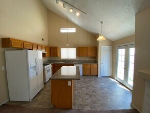 3423 Penthouse Pl in North Las Vegas, NV - Building Photo - Building Photo