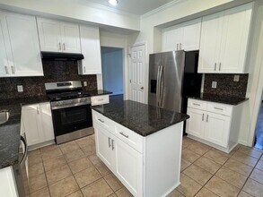 340 Medridge Dr in Alpharetta, GA - Building Photo - Building Photo