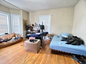 43 Pratt St, Unit 2 in Boston, MA - Building Photo - Building Photo