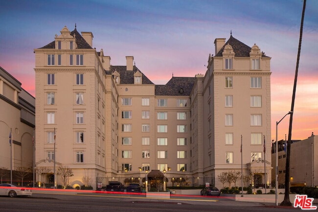 1424 N Crescent Heights Blvd in West Hollywood, CA - Building Photo - Building Photo