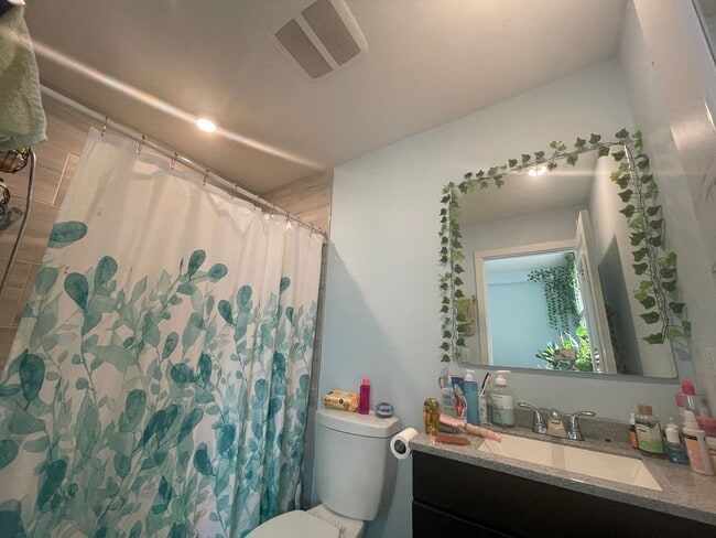 1527-33 W Seybert St in Philadelphia, PA - Foto de edificio - Building Photo