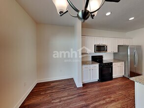 4615 Reisswood Loop in Palmetto, FL - Foto de edificio - Building Photo