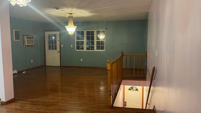 2462 Pitkin Ave in Brooklyn, NY - Building Photo - Building Photo