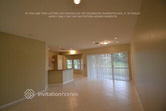 3746 Old Lighthouse Cir in Wellington, FL - Building Photo - Building Photo