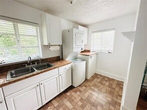 1016 Atkins Pl in Orlando, FL - Building Photo - Building Photo