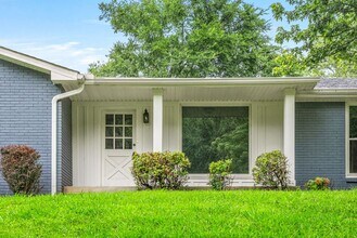 318 Kimbrough Rd in Clarksville, TN - Building Photo - Building Photo
