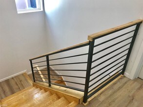 742 S 4th St in Philadelphia, PA - Foto de edificio - Building Photo