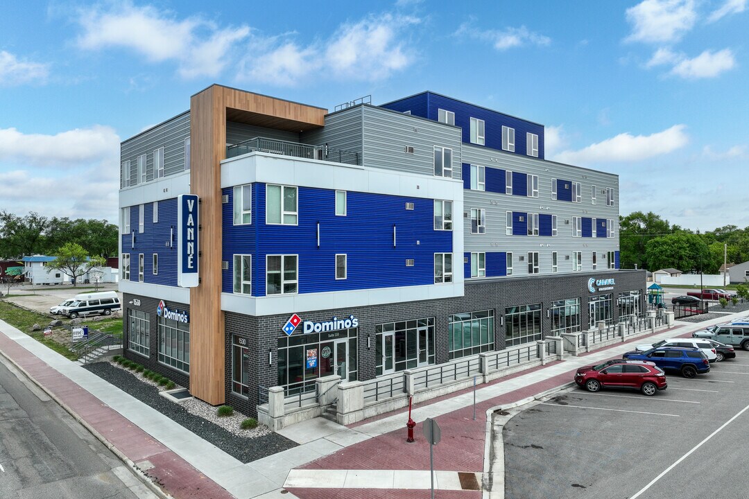 Vanne in Moorhead, MN - Foto de edificio