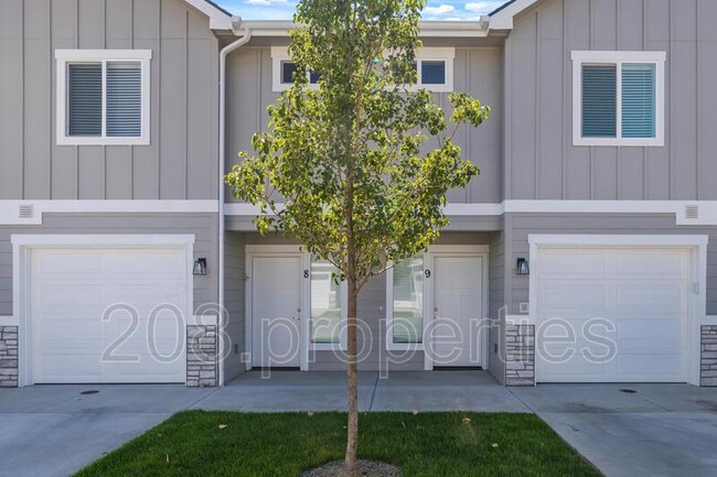 property at 431 2nd Ave