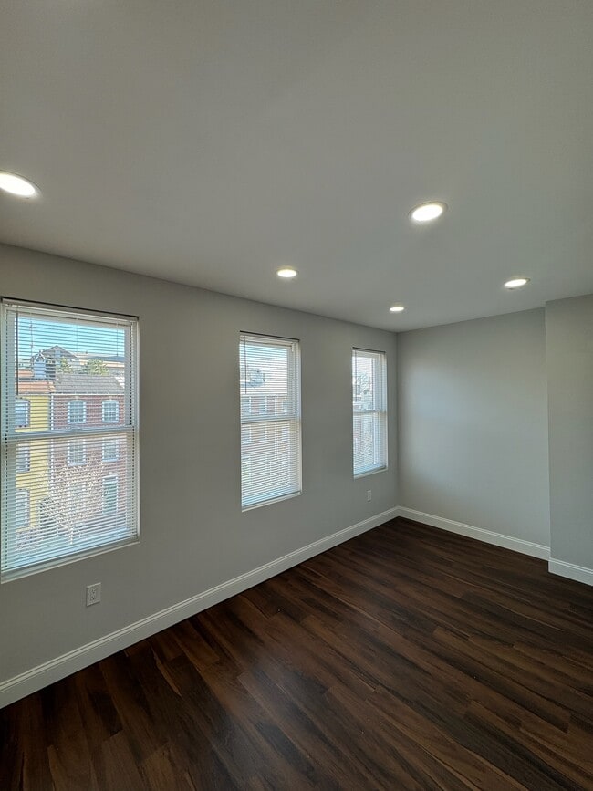 10 S Ann St in Baltimore, MD - Foto de edificio - Building Photo