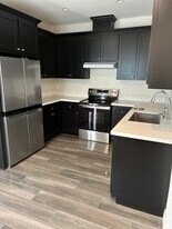 1209 Center Ln, Unit JADU in Los Banos, CA - Building Photo