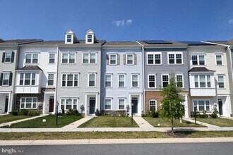 8508 Randell Rdg Rd in Frederick, MD - Building Photo - Building Photo