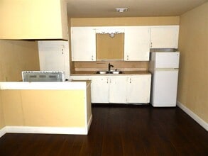 9 NW 13th St in Lawton, OK - Building Photo - Building Photo