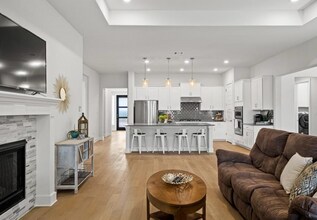 112 Crimson Sky Ct in Dripping Springs, TX - Building Photo - Building Photo