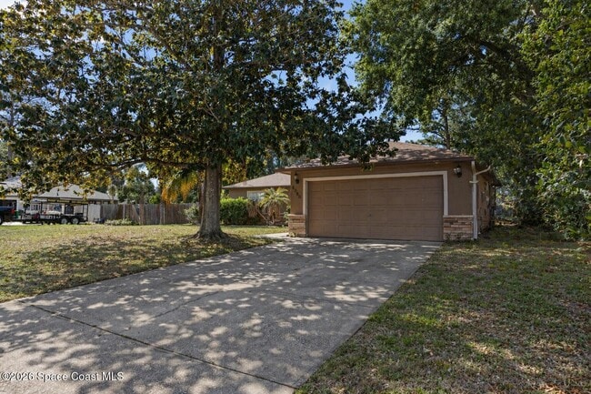 6080 Chapman St in Cocoa, FL - Building Photo - Building Photo