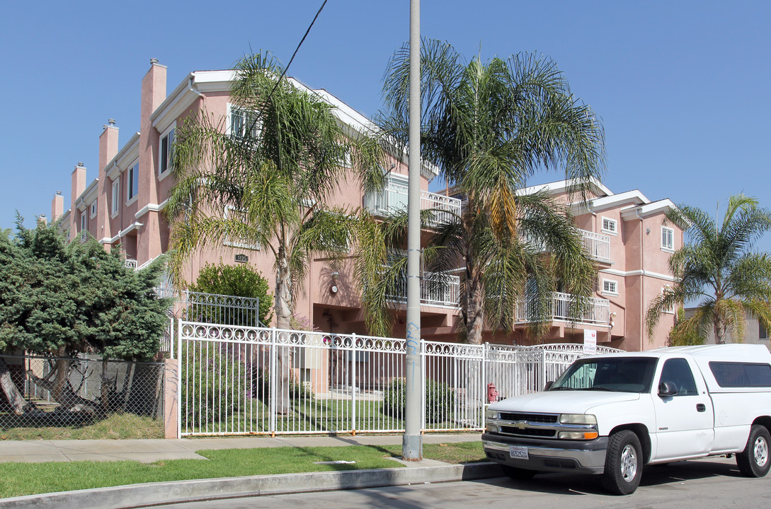 1425 W 224th St in Torrance, CA - Foto de edificio