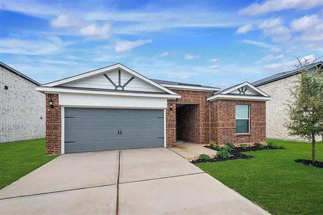 816 Mallorie Ln in Ferris, TX - Building Photo