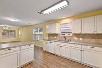 5132 Columbia Dr in Schertz, TX - Building Photo - Building Photo