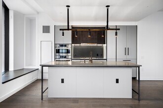 11 Hoyt St in Brooklyn, NY - Building Photo - Building Photo