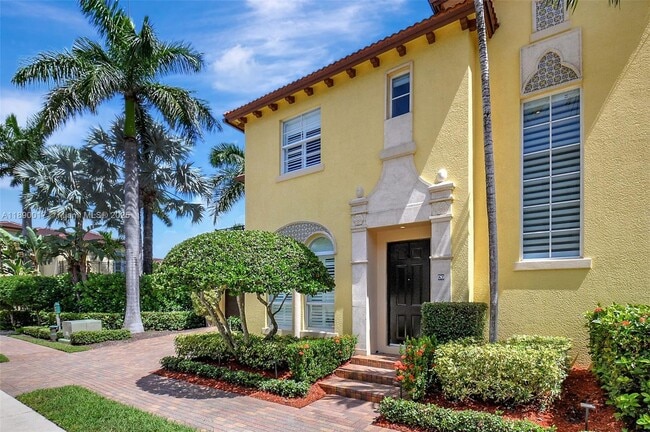 property at 67 Via Poinciana St