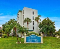 17560 Atlantic Blvd photo'