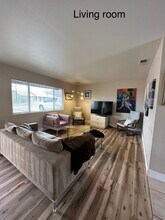 7054 Juniper Ave in Twentynine Palms, CA - Building Photo - Building Photo