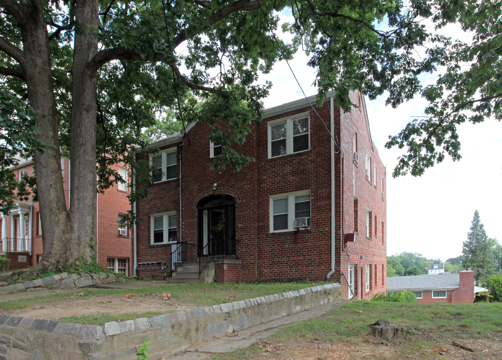 2920 P St SE in Washington, DC - Building Photo