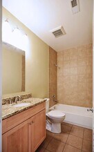 1643 N Pearl St in Columbus, OH - Building Photo - Building Photo