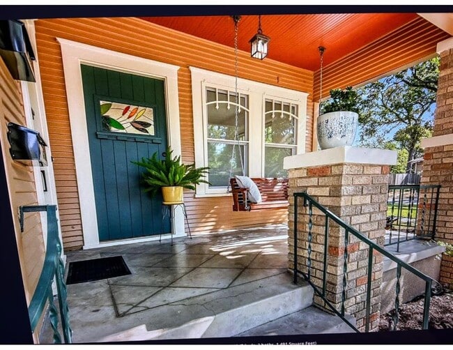 106 E 35th St in Austin, TX - Building Photo - Building Photo