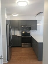 3100 N Lake Shore Dr, Unit 1004 in Chicago, IL - Foto de edificio - Building Photo