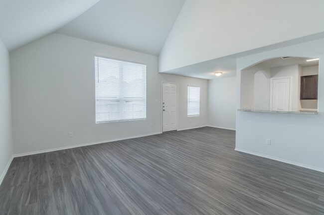 1137 Crossing Dr in Bryan, TX - Building Photo - Building Photo