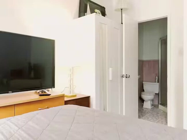 property at 404 5th St