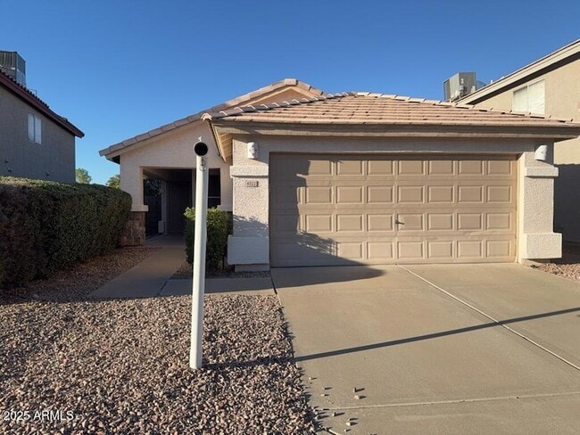 property at 4022 E Meadow Dr