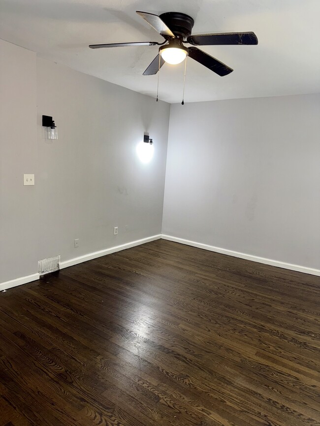 74 Mt Pleasant St in Derby, CT - Building Photo - Building Photo