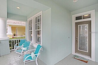 9506 Cavendish Dr in Tampa, FL - Building Photo - Building Photo