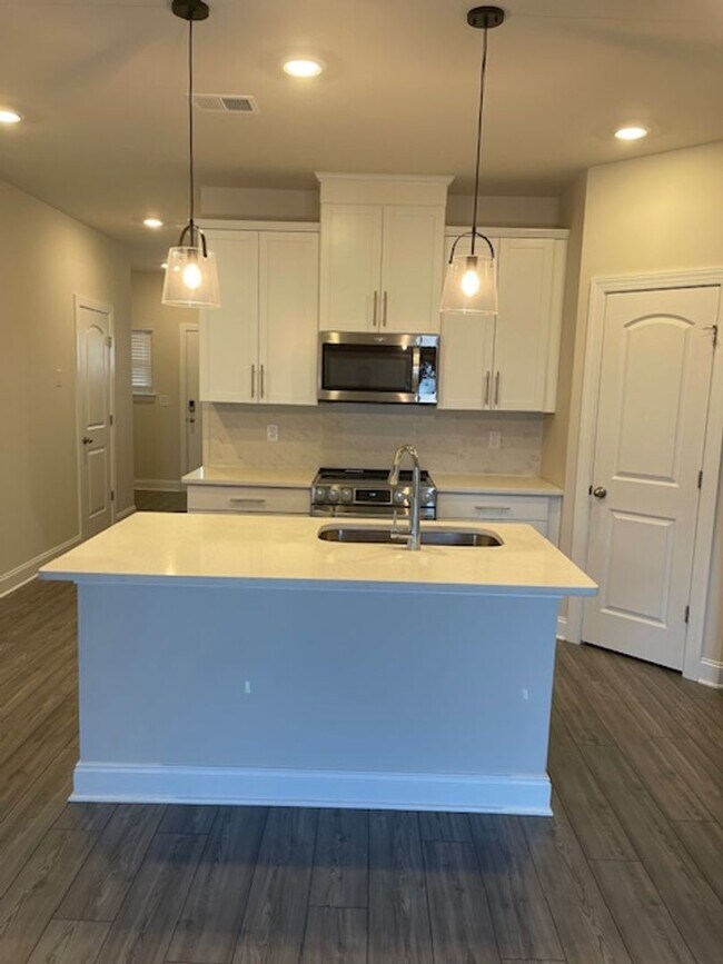 4528 Skywood Ln in Nashville, TN - Building Photo - Building Photo