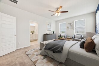 9816 Magnolia Village Ln in Houston, TX - Building Photo - Building Photo